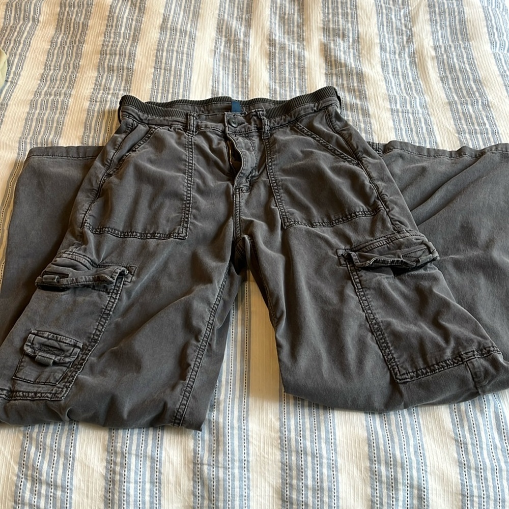 American eagle cargo pants size 4S